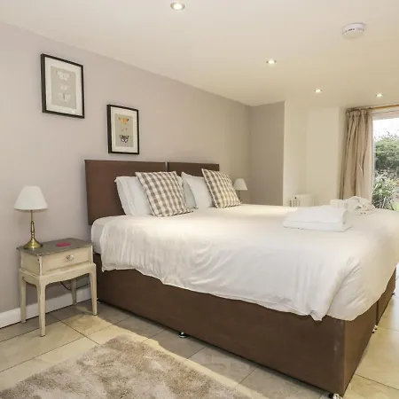 Holiday home Thornfield